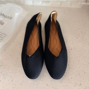 Elegant Black Women's Flats ~9